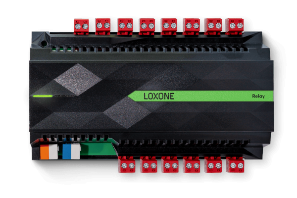Loxone Relay Extension  Erős relés bővítőmodul 14 db, egyenként 16 A-es relével, nagy teljesítményű